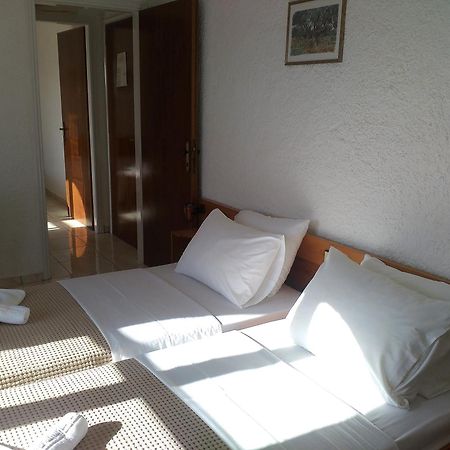 Lefka Hotel Kolymbari Exterior foto