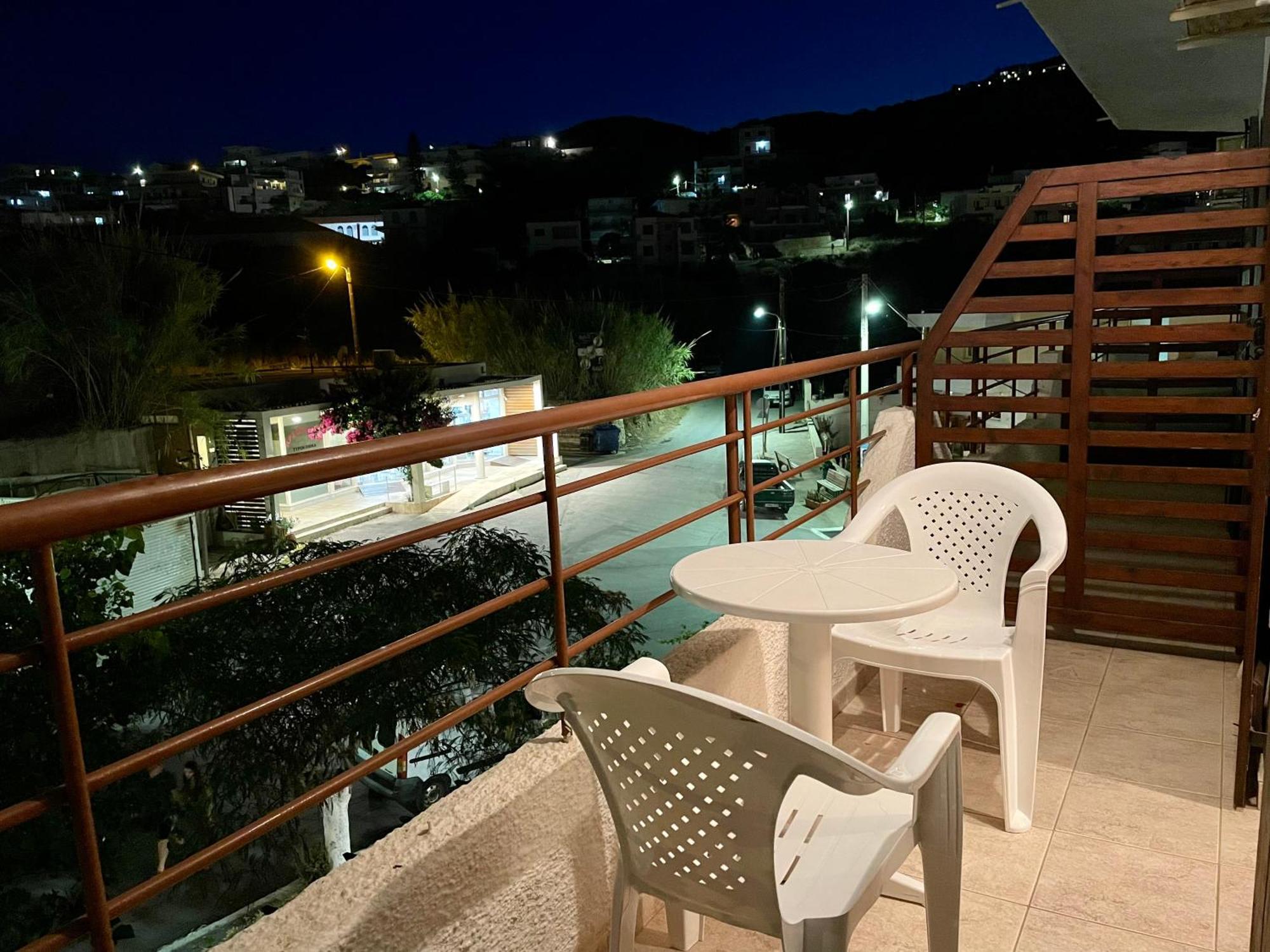 Lefka Hotel Kolymbari Exterior foto