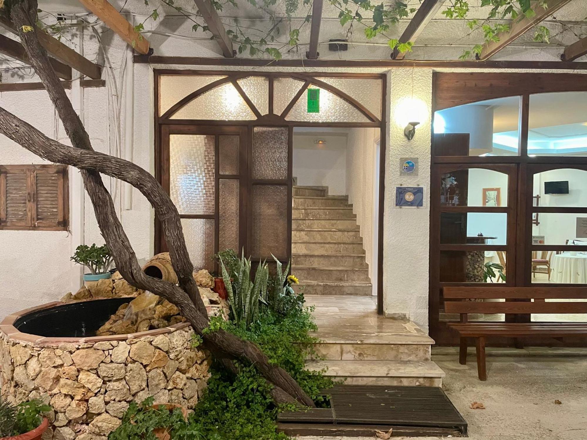 Lefka Hotel Kolymbari Exterior foto