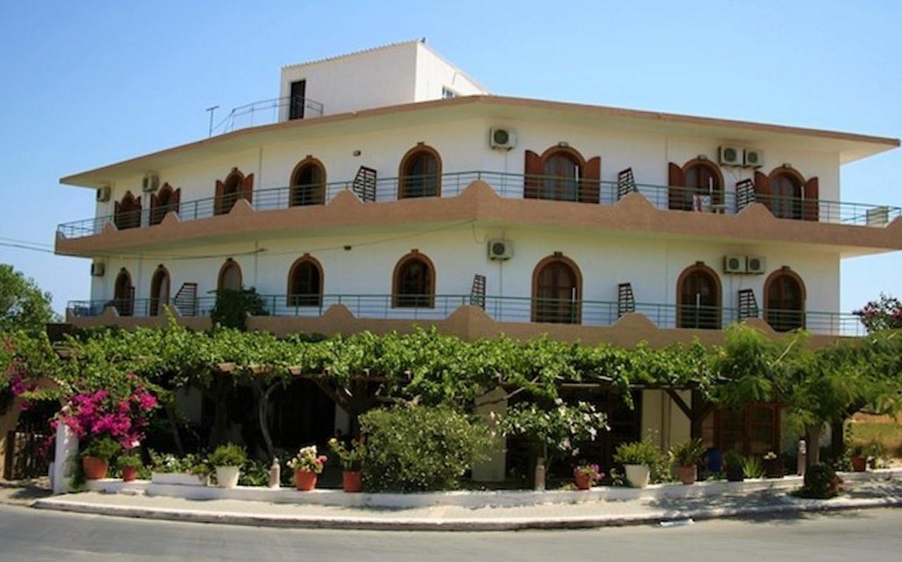 Lefka Hotel Kolymbari Exterior foto