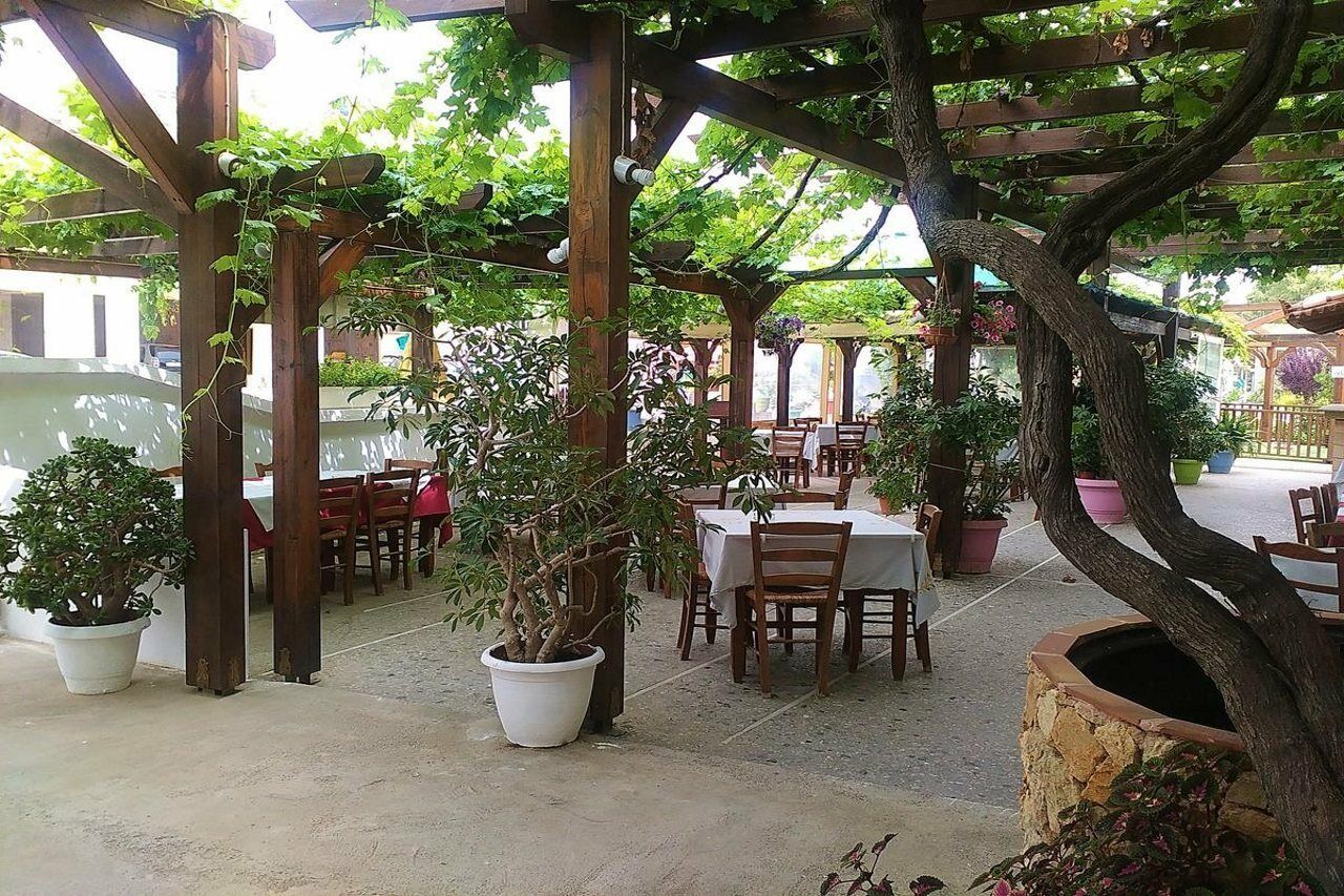 Lefka Hotel Kolymbari Exterior foto